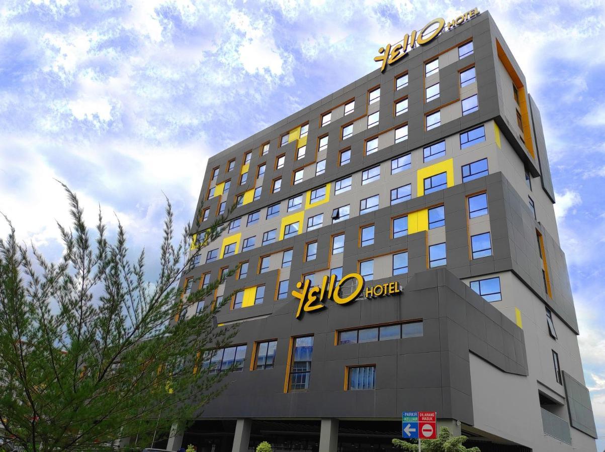 Yello Hotel Jambi Paalmerah Bagian luar foto